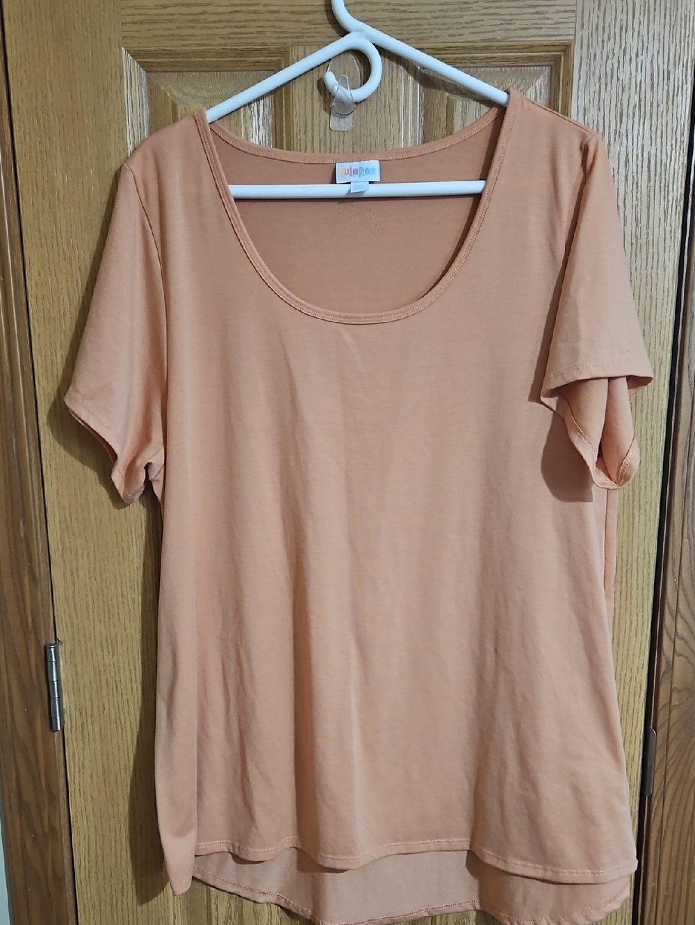 Lightweight Peach Scoop Neck Women's Tee